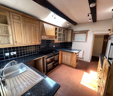 2 bedroom terraced house to rent - Photo 1