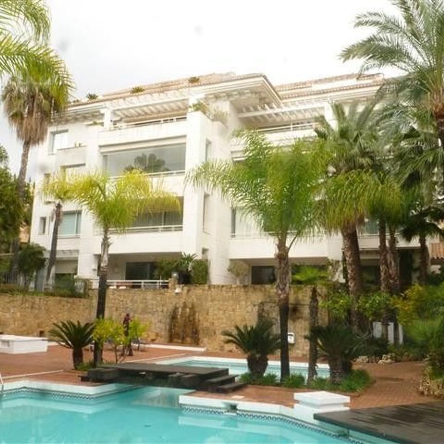 Alquiler de ático en Divina Pastora - Photo 1