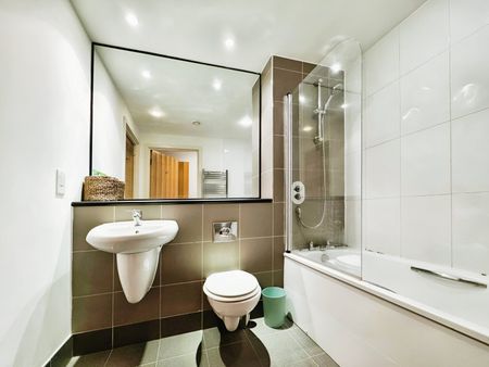 2 bedroom apartment to rent - Photo 5