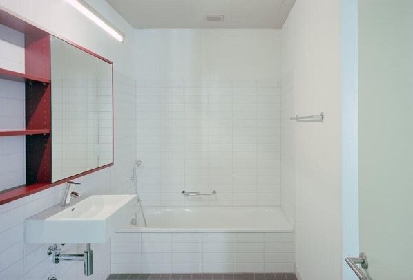 Living where families feel comfortable - Photo 1