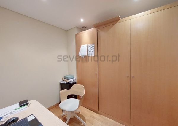 Apartamento T2+1 em Porto