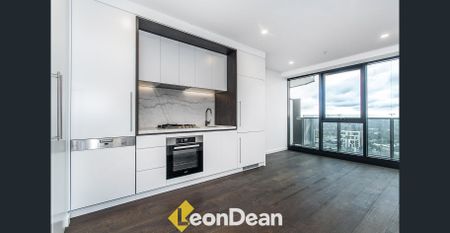 Furnished New 1 Bedroom Apartment in Central Box Hill - Photo 3