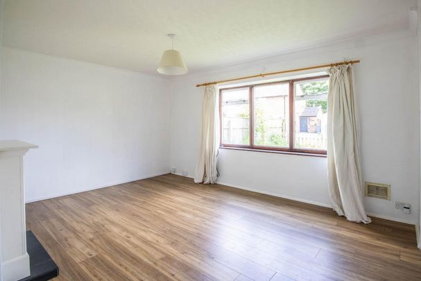 3 bedroom semi-detached house to rent - Photo 1