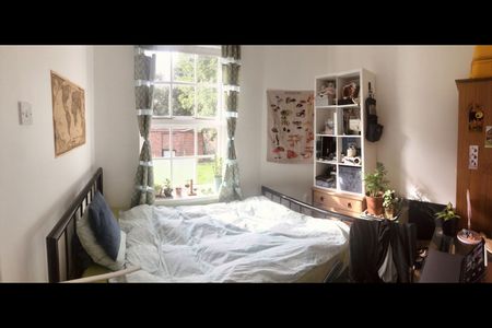 6 Bed Semi-Detached House, North View, L7 - Photo 5