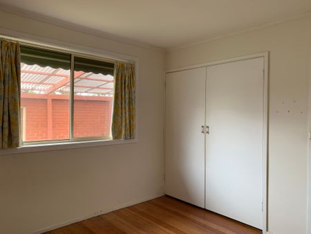 Classic Family Houese in a Prime Lifestyle Pocket - Photo 2