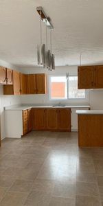 À LOUER – 4 1/2 près des Galeries de Granby. Mai, juin ou juillet - Photo 4