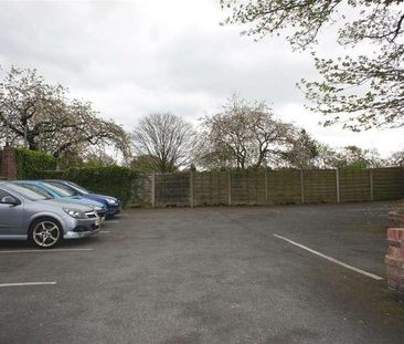 Heatley House, Lymm, WA13 - Photo 6