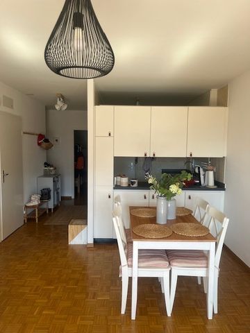 Cosy 2.5 pièces meublé au centre du village. Location saison estivale - Photo 3