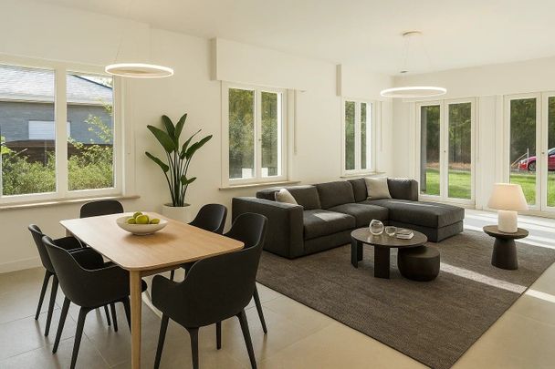 Volledig gerenoveerde bungalow met tuin en dubbele garage te Waasmunster - Photo 1