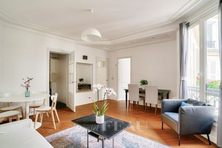 Paris VII - Gros Caillou - Photo 2