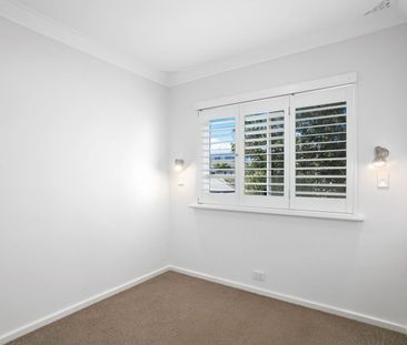 THIS IS A MUST SEE! - Photo 3