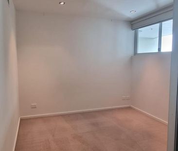 FABULOUS BEACHSIDE LOCATION - Photo 3