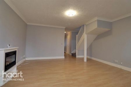 3 bedroom semi-detached house to rent - Photo 2