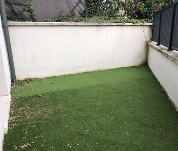 Studio en Rez-de-Jardin SARTROUVILLE - Photo 5