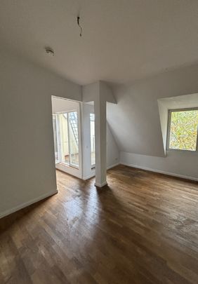 Super schöne Single-Dachgeschosswohnung in F-Hain! - Photo 1