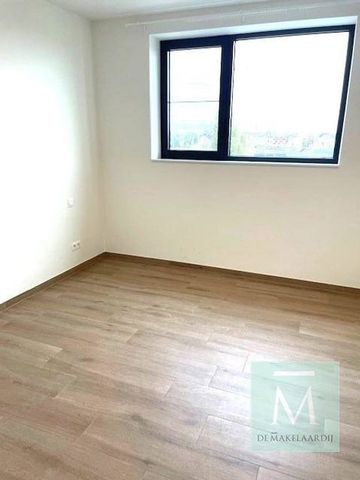 Appartement te huur - Foto 2