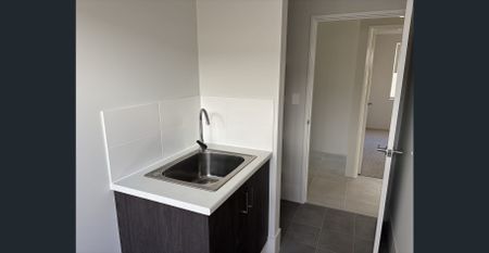 3 Keevil Street, Brookdale - Photo 4