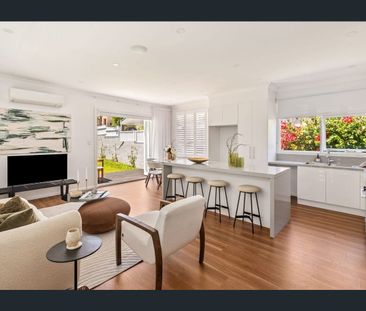 A private and renovated family sanctuary by the River - Photo 2