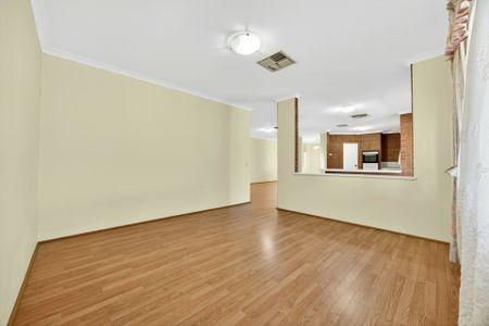 Spacious Family Living In Sought After Erskine - Photo 5