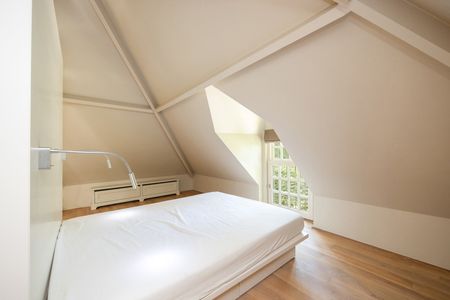 LUXUEUZE VILLA MET HOOGWAARDIGE AFWERKING - Foto 2