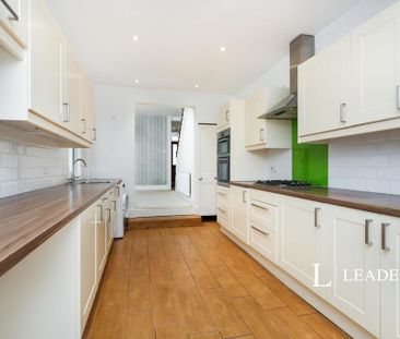 3 bedroom house to rent - Photo 2