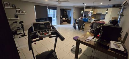 Upper Caboolture - Photo 2