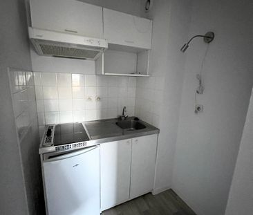Location Appartement 1 pièce 22m² NIORT 79000 - Photo 1