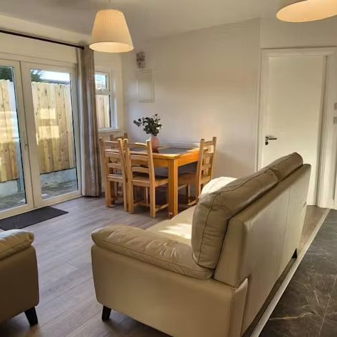 Saint Joseph's Avenue, Dublin - Photo 1