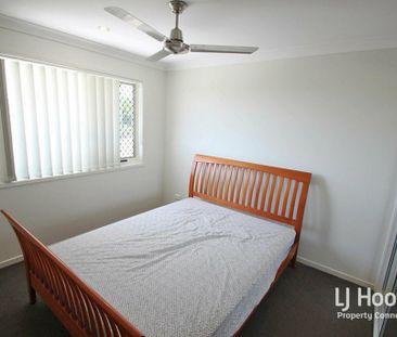 TOWNHOUSE IN SUPER HANDY SPOT - Photo 6