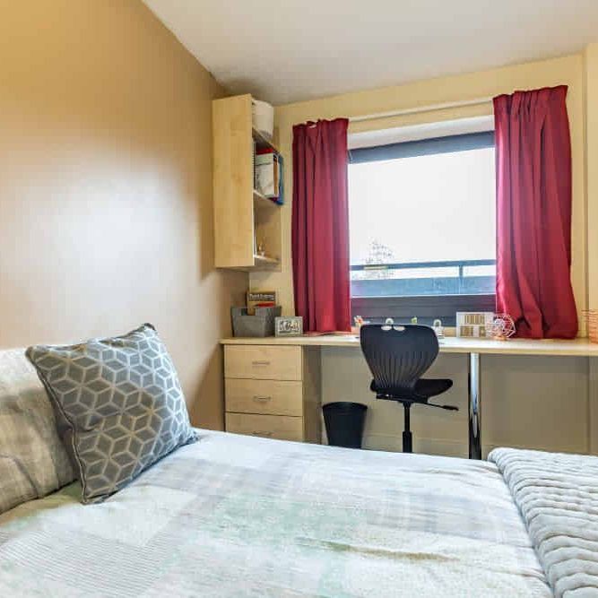 Classic 4 Bed Ensuite - Photo 1