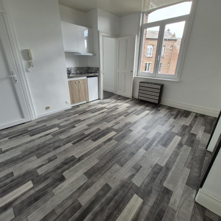 Location Appartement 1 pièce 22m² CAMBRAI 59400 - Photo 1