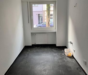 Erstbezug nach Komplettsanierung - 3-Raum-Wohnung / Balkon / EG - Photo 6