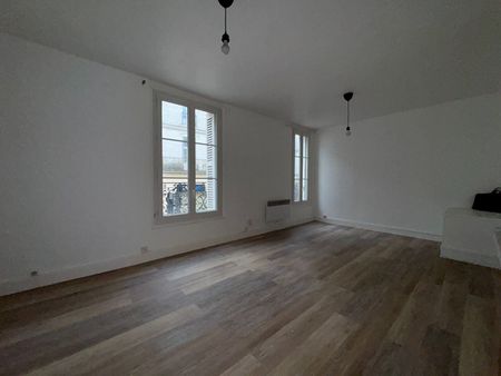 "LE CHÂTEAUNEUF" - Location Appartement tours : 24 m2 - Photo 4