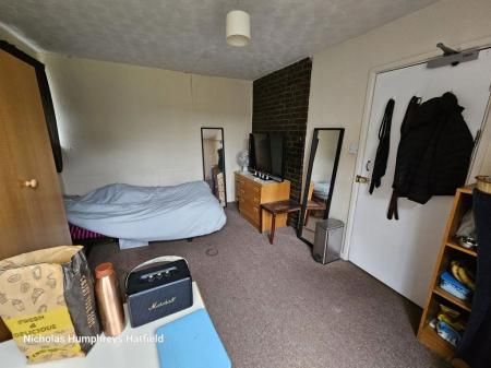 Woods Avenue - Photo 2