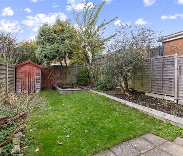 3 bedroom terraced house to rent - Photo 4