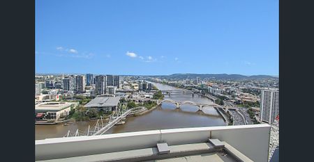 CITY LIVING AT ITS FINEST - Photo 3