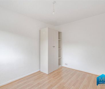 4 bedroom terraced house to rent - Photo 5