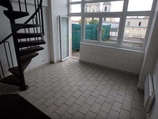 RARE À NANCY - DUPLEX À 2 MINUTES DE LA PLACE STAN - T2 - Photo 1