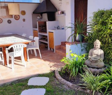 4-bedroom house for rent in Seixal, bills included - Photo 1