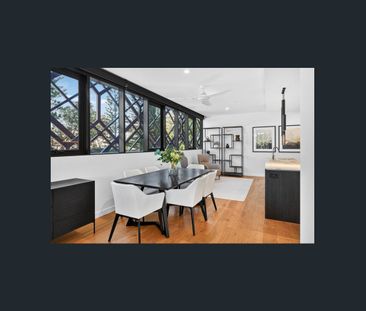 Furnished Coastal Luxury, Unmatched Lifestyle - Steps from Broadbea... - Photo 4