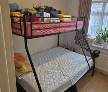 Broomgrove Gardens, Edgware, HA8 - Photo 4