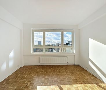 Lichtrijk appartement met 4 slpk nabij Sint-Pietersstation - Foto 1