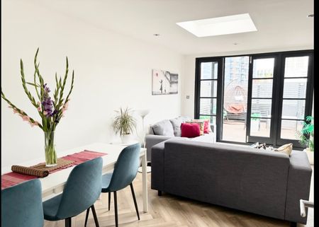 3 Bed Flat, Brondesbury Road, NW6 - Photo 3