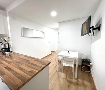 Calle León, Getafe, Community of Madrid 28903 - Photo 4