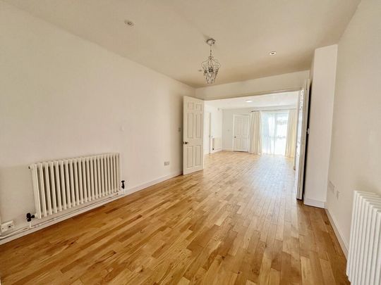 4 bedroom semi-detached house to rent - Photo 1