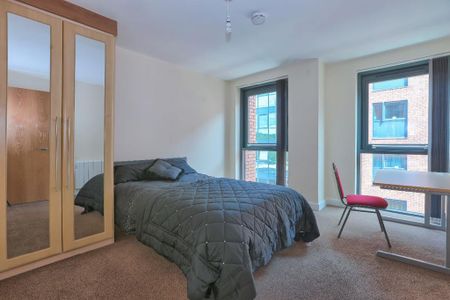 3 bedroom apartment to rent - Photo 5