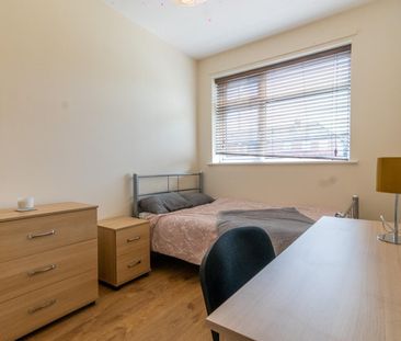 245 Fifth Avenue - Photo 6