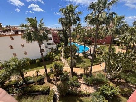 Alquiler de dúplex en Bulevar Príncipe Alfonso de Hohenlohe, 9 - Photo 3