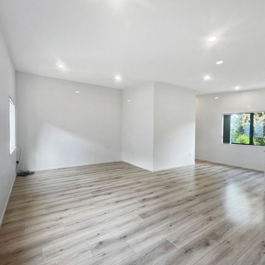 2 Bedroom Standalone House - Photo 1