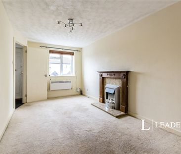 2 bedroom house to rent Worcester Close, Northampton, Northamptonsh... - Photo 2